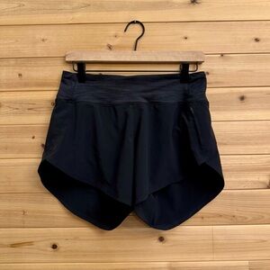 Outdoor Voices Size Medium Hudson Mid Rise 4” Inseam Workout Hiking Shorts